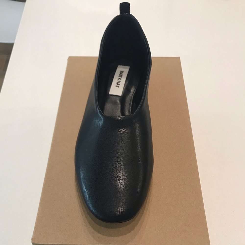 Matt & Nat size 8 , vegan black slip-on flat